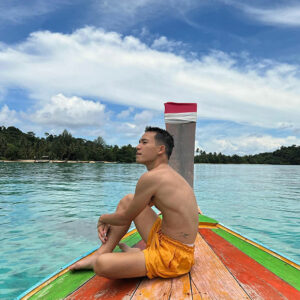 ud-look อัด อวัช