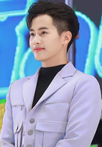 mooyong-beside ต้าวหยอง ระเบียบวาทะศิลป์