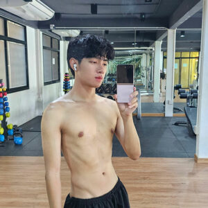 Dennis-exercise Dennis Puttasuwan