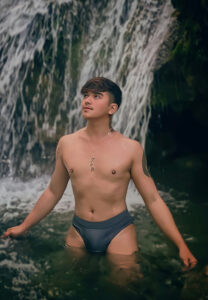 John-travel John Almeda Rivera