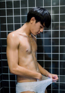 ปาม ปวเรศ